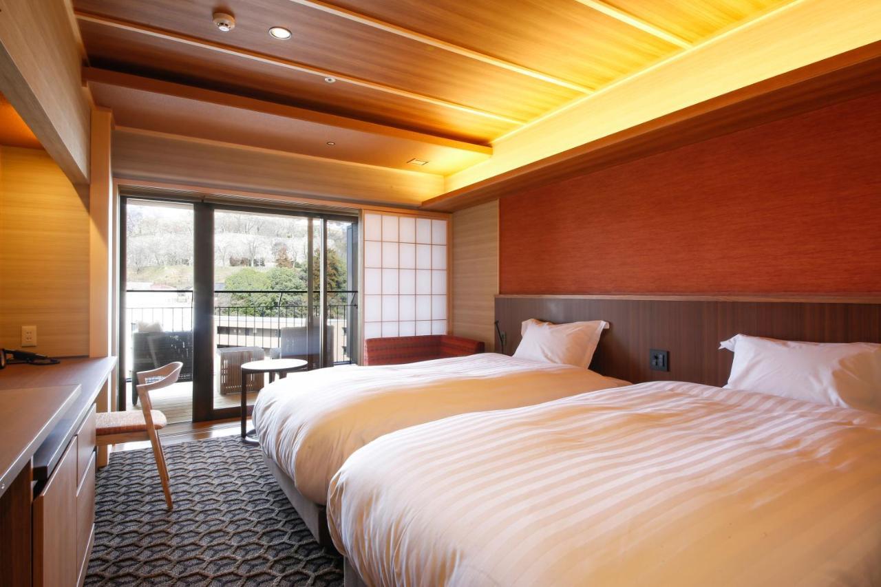 The Shiroyama Terrace Tsuyama Villa Exterior photo