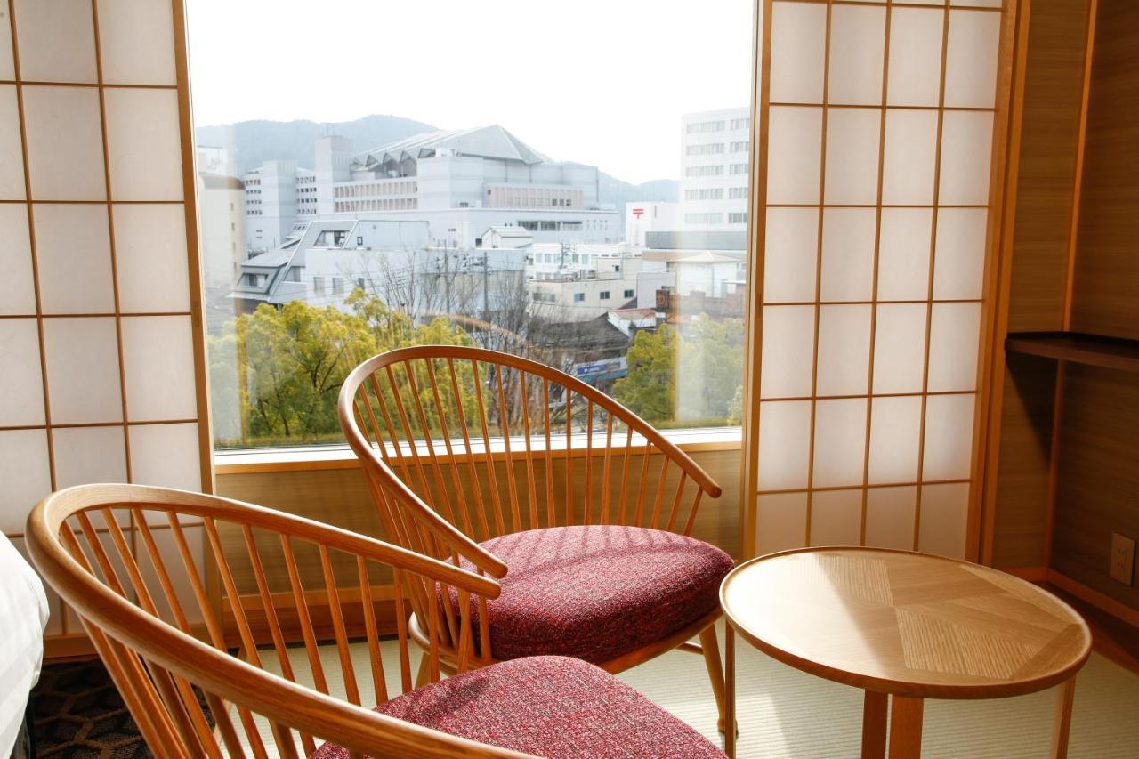 The Shiroyama Terrace Tsuyama Villa Exterior photo